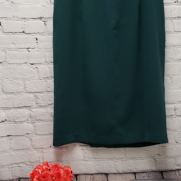 Midi Forrest green wrap dress - Picture 8 of 11